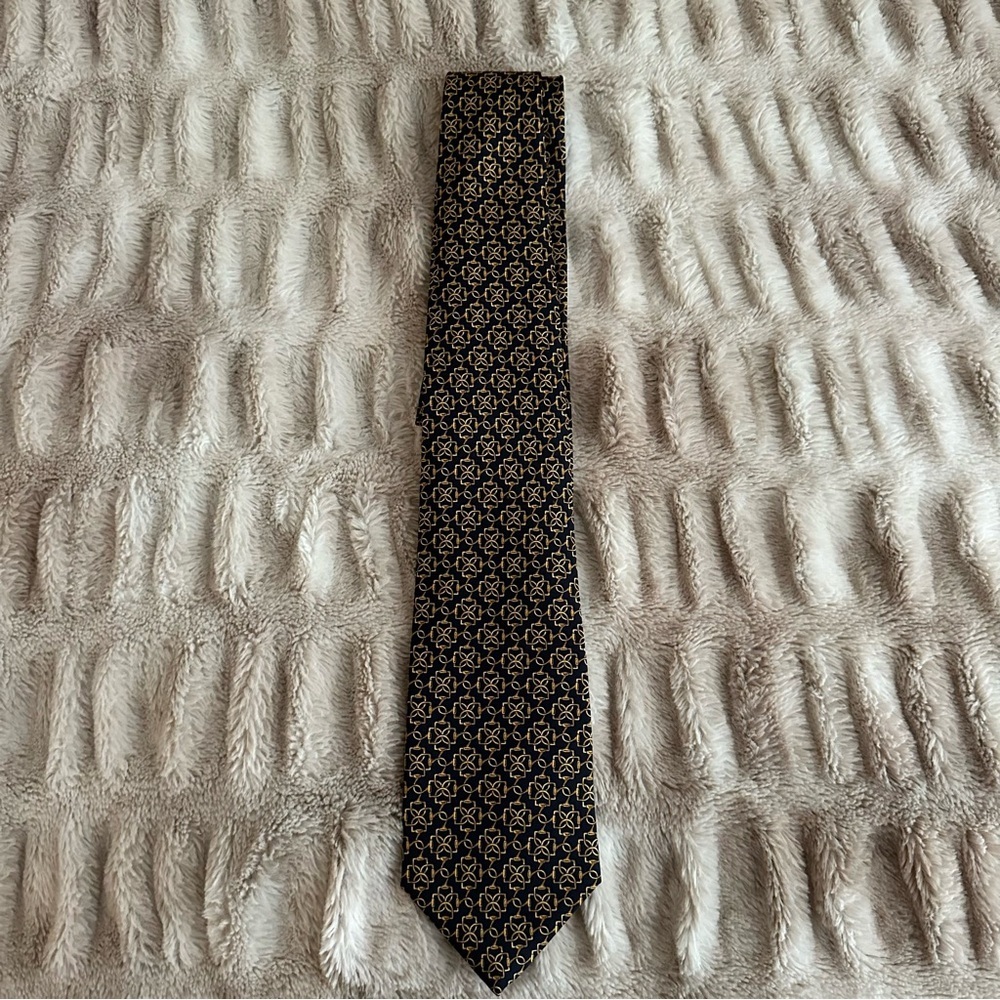 Bert Pulitzer Navy Gold Geometric Silk Tie Made in USA